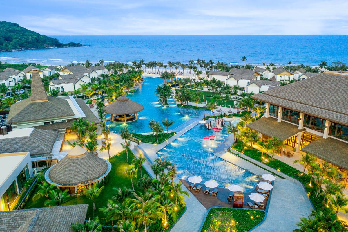 Vietnam Highlights 9 Days: Hanoi Danang Saigon